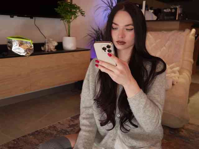 Изображение секс-шоу модели Merrimarina