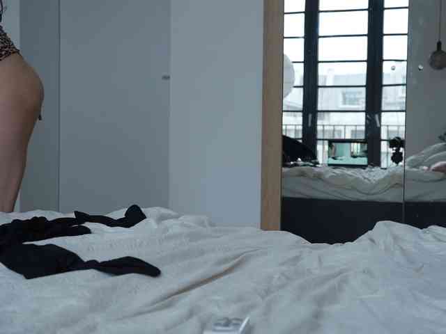 Merrimarina's sex show image