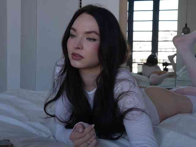 Merrimarina's sex show image