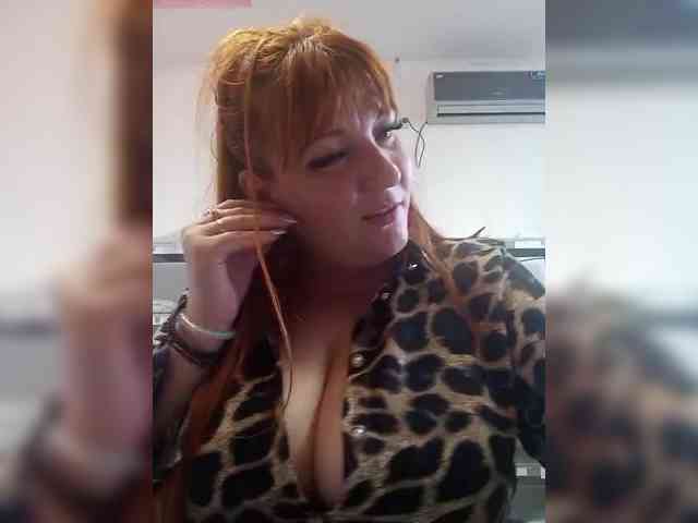 MiaLovely's sex show image