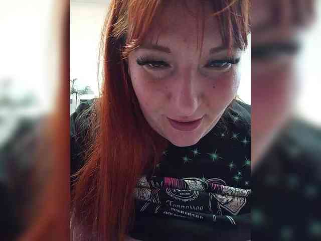 MiaLovely's sex show image