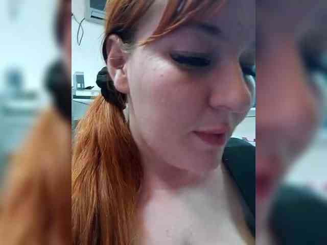 Изображение секс-шоу модели MiaLovely