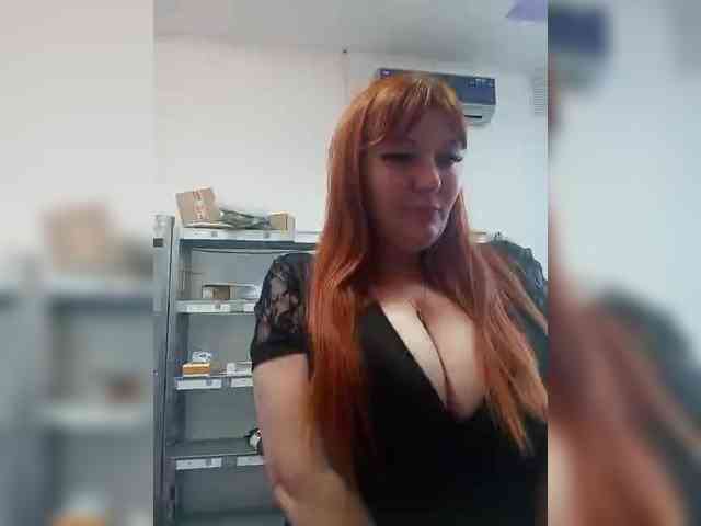 MiaLovely's sex show image