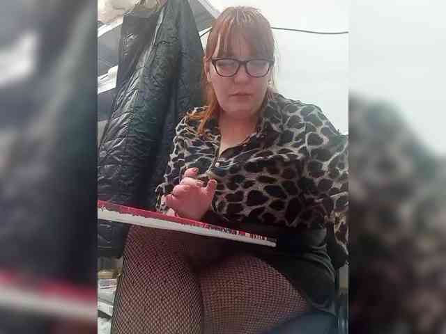 MiaLovely's sex show image