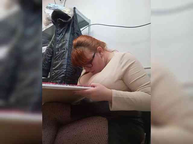 MiaLovely's sex show image