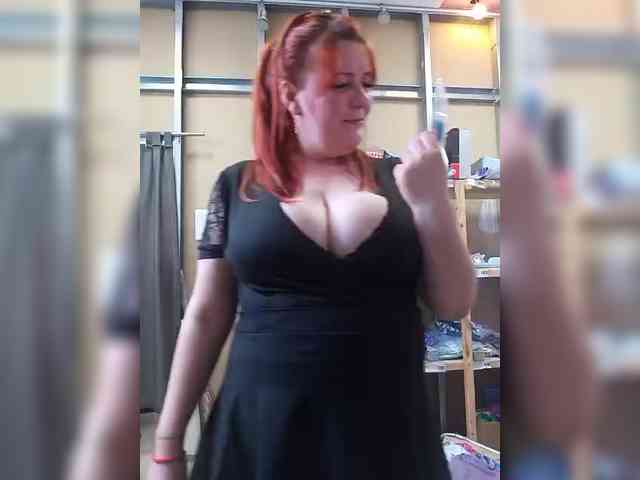 MiaLovely's sex show image