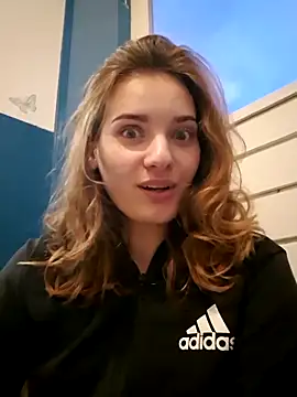Изображение секс-шоу модели sweetsophie69
