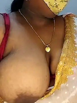 Изображение секс-шоу модели Divyahoty