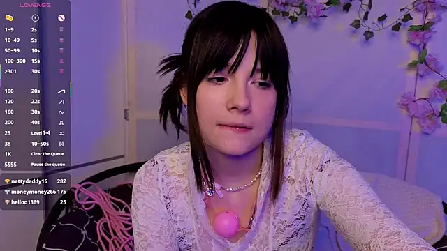 Изображение секс-шоу модели Honeey_Beee Изображение секс-шоу модели Honeey_Beee