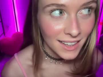 shadebabe's sex show image