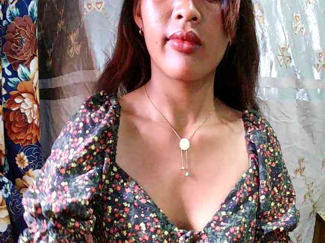 Изображение секс-шоу модели Nina-001