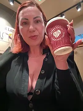 Изображение секс-шоу модели PervyxMilfxx