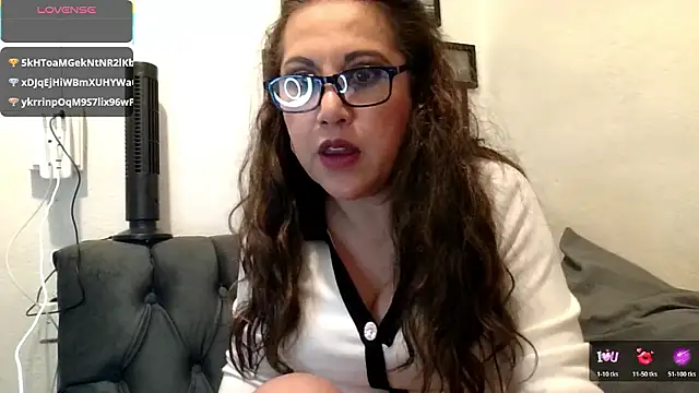 Изображение секс-шоу модели MirandaLatinaLovely