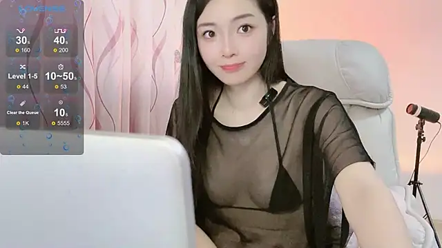 Ya-Ya-'s sex show image