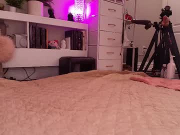 lexibby69's sex show image lexibby69's sex show image