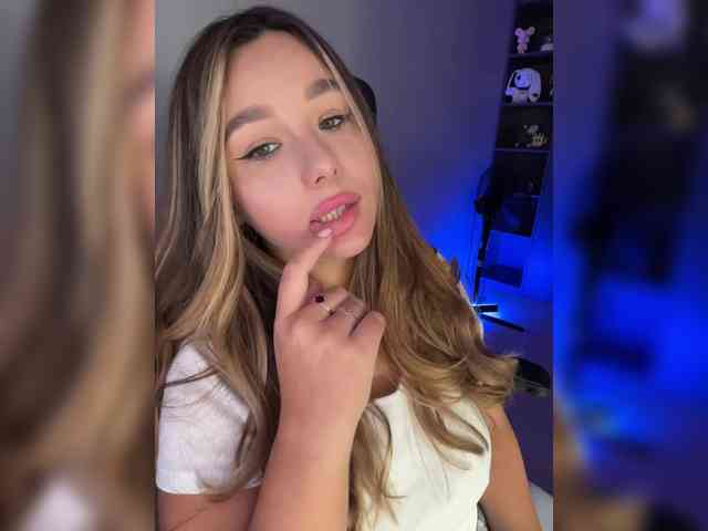 BloomJuliette's sex show image BloomJuliette's sex show image