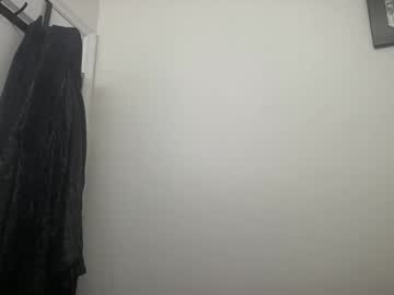 notsosweet21's sex show image