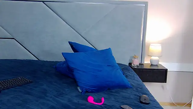 NicoleRosss's sex show image NicoleRosss's sex show image