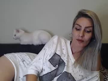 hornygirllx's sex show image hornygirllx's sex show image