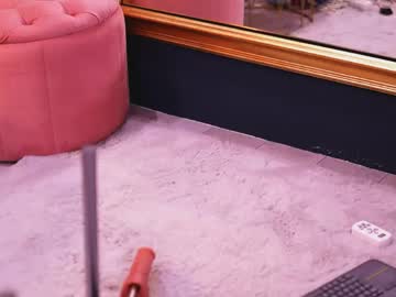 odettebensen's sex show image