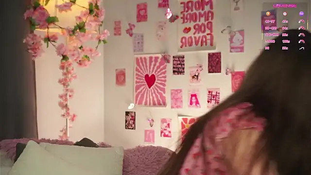 AmiLewis's sex show image