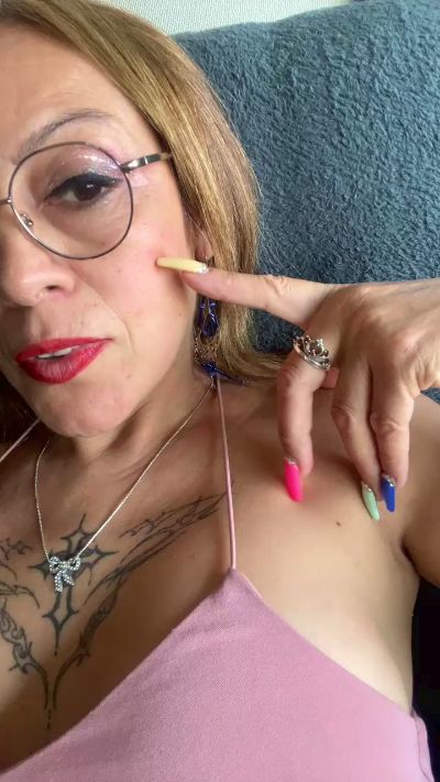 charlotte_milf3's sex show image