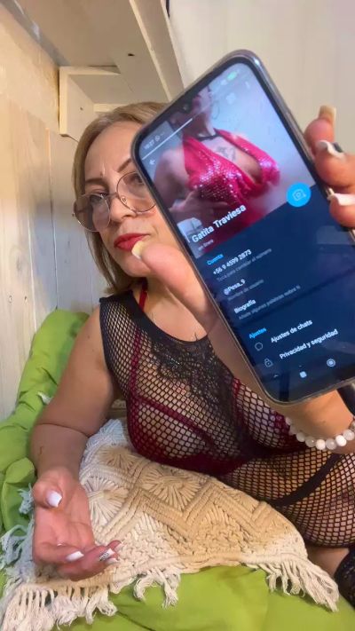 Изображение секс-шоу модели charlotte_milf3