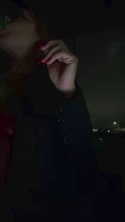 Изображение секс-шоу модели charlotte_milf3