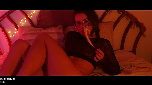 Изображение секс-шоу модели 9Calliope