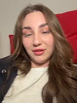 Изображение секс-шоу модели KiraBarlows