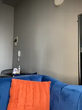 Sexshow-Bild von Curveysinaa