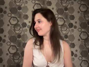 Изображение секс-шоу модели almostinnocent_