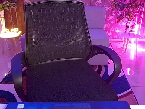 Misha_01's sex show image