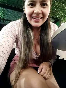 Изображение секс-шоу модели alana_69