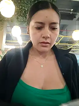 Изображение секс-шоу модели alana_69