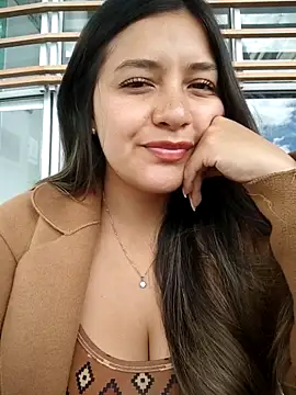Изображение секс-шоу модели alana_69