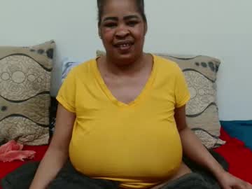 Sexshow-Bild von maturedbootyqueen Sexshow-Bild von maturedbootyqueen