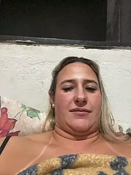 lolitaloira2's sex show image