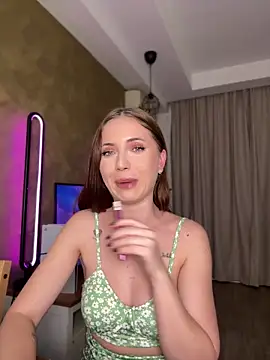 AvaGianna's sex show image