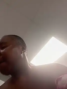 SweetCandy84's sex show image