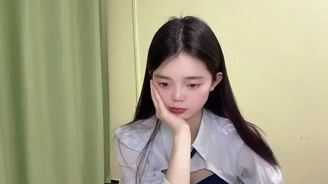 Nicole-13's sex show image