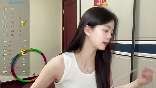 Nicole-13's sex show image