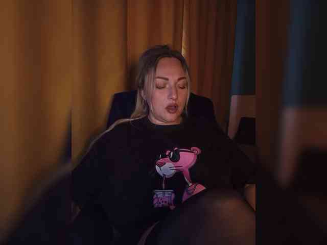 Tanysha-1's sex show image Tanysha-1's sex show image