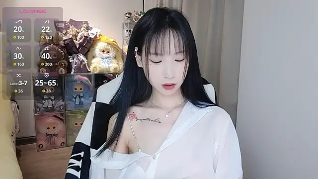 M-OTT_'s sex show image