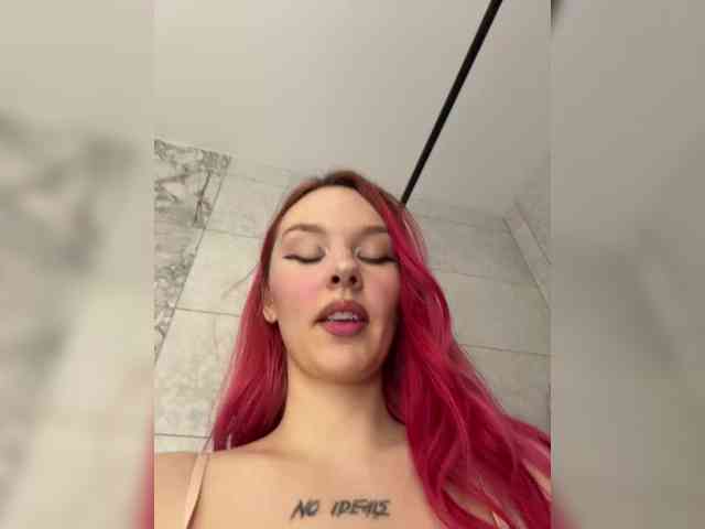MiamiMur's sex show image