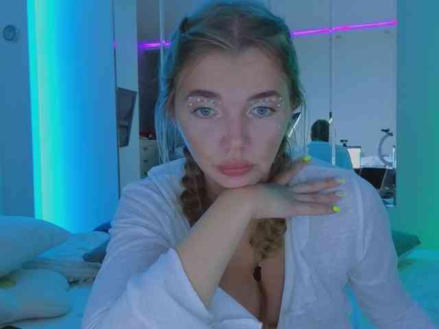 Изображение секс-шоу модели MiamiMur