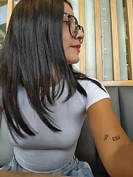 Pretty_roxxyy's sex show image Pretty_roxxyy's sex show image