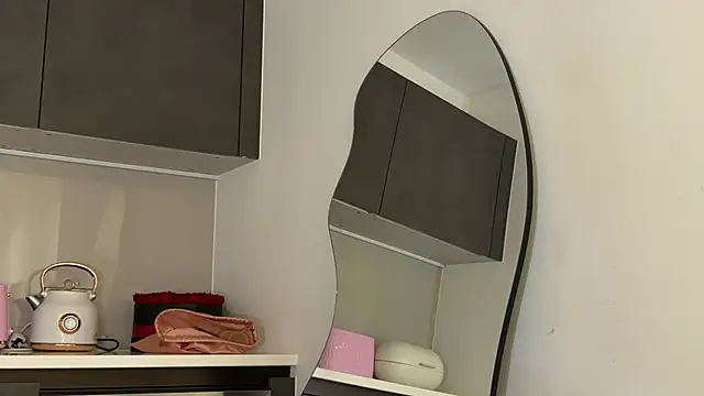 ArabicBarbie's sex show image