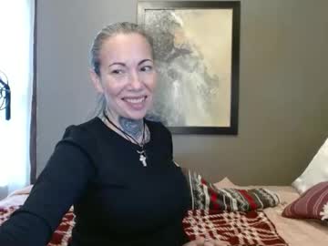 mizxtrix's sex show image