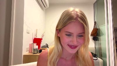 Sexshow-Bild von LeliaHier Sexshow-Bild von LeliaHier